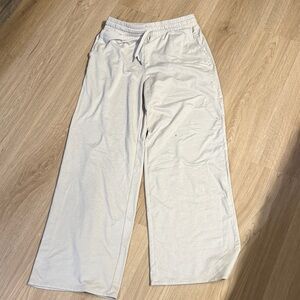 Vuori Women's Cream Track Pants